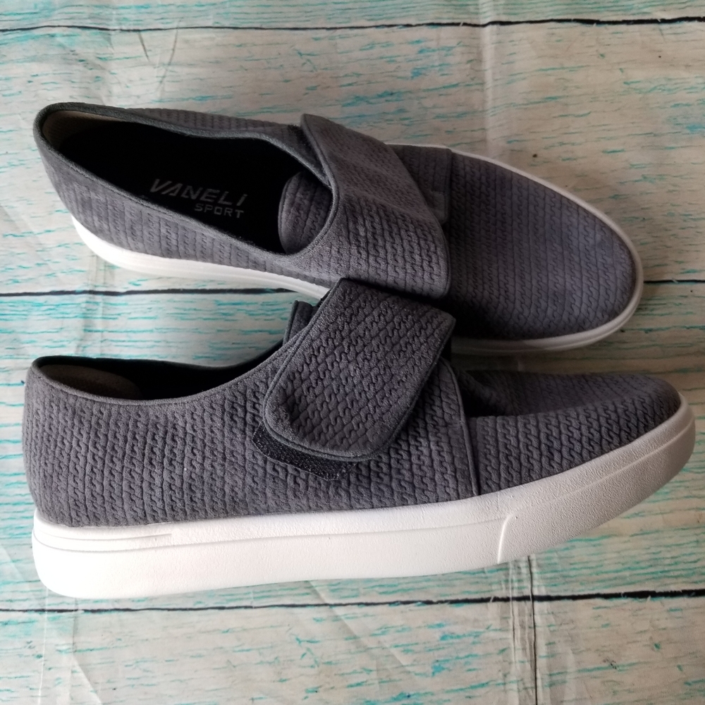 Vaneli Sport suede gray sneakers size 9